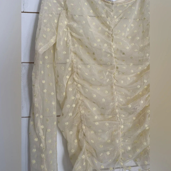 Free people layering mesh top with daisys on it nwot - Picture 2 of 5